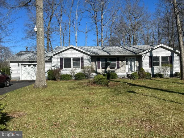 123 B St, Oakland, MD 21550