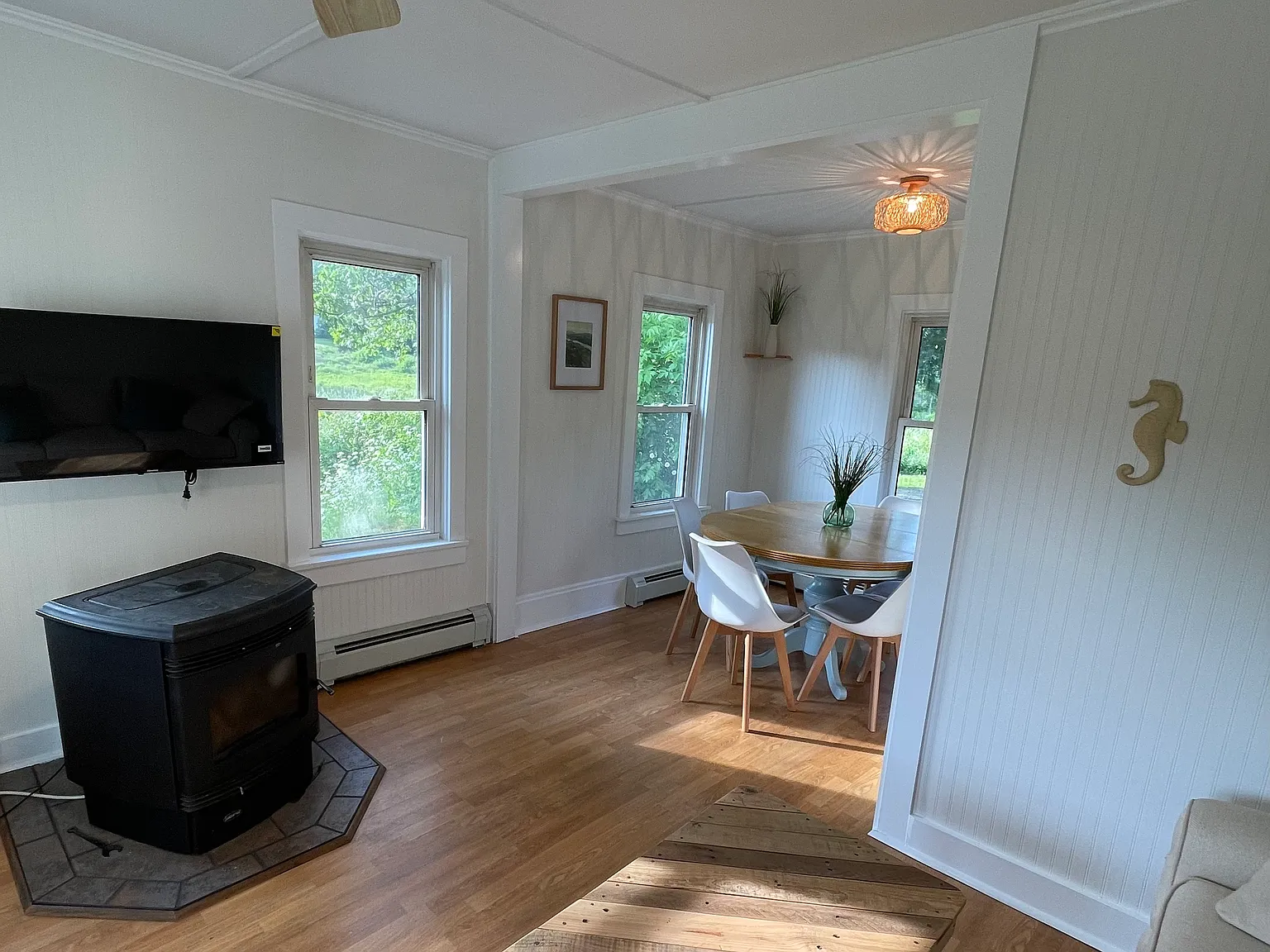 3 bed, 1000 sqft, $1,950 — Photo 3