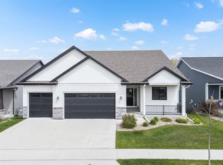1639 Hadley Creek Dr NE, Rochester, MN 55906