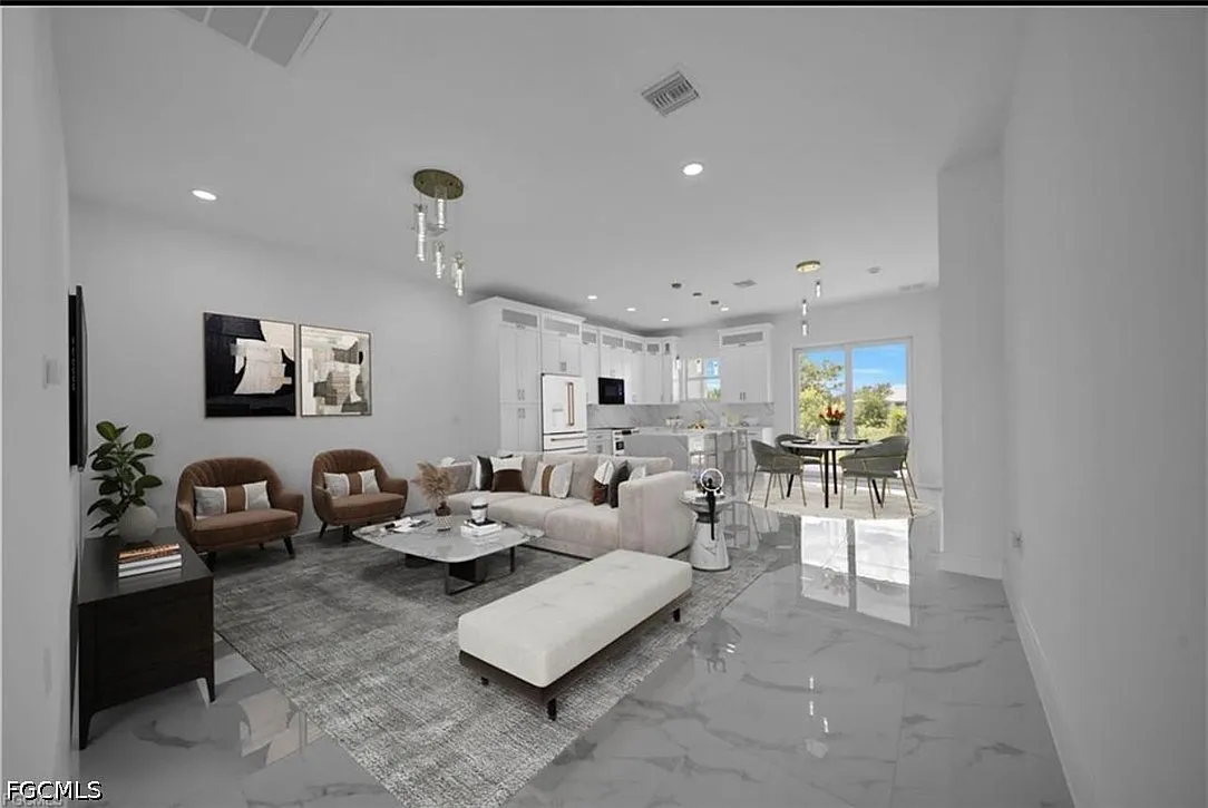 3 bed, 2.0 bath, 1223 sqft, $1,990 — Photo 1