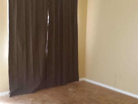 3rd image of 361 N McFarland Dr S