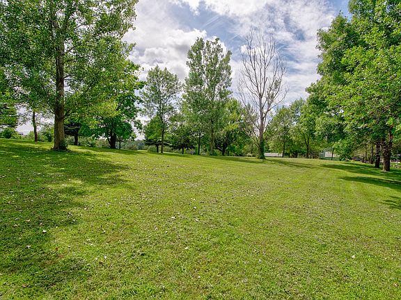 2nd image of 850 Terrace Park Blvd
