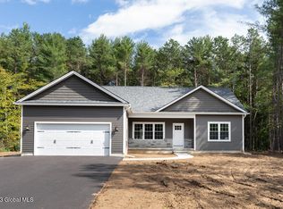 34 Jenkinsville Rd, Queensbury, NY 12804