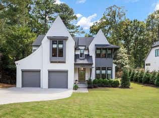 1304 Ivy Ln, Raleigh, NC 27609