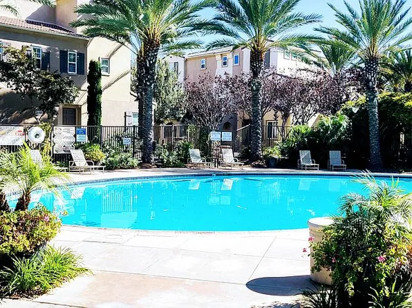 31082 Strawberry Tree Ln #7, Temecula, CA 92592