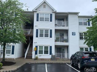 1732 Waterford Dr, Edison, NJ 08817