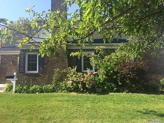 3rd image of 65 Prospect Ave