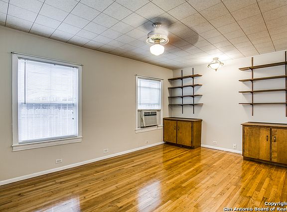 3rd image of 538 Hermine Blvd