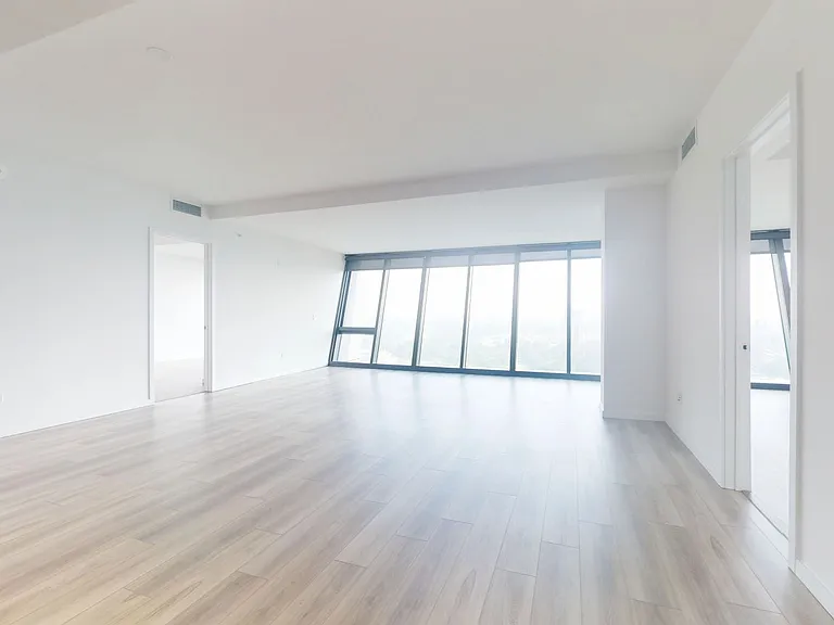 Dining/Living room