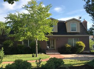 698 W Porter Ln, Centerville, UT 84014