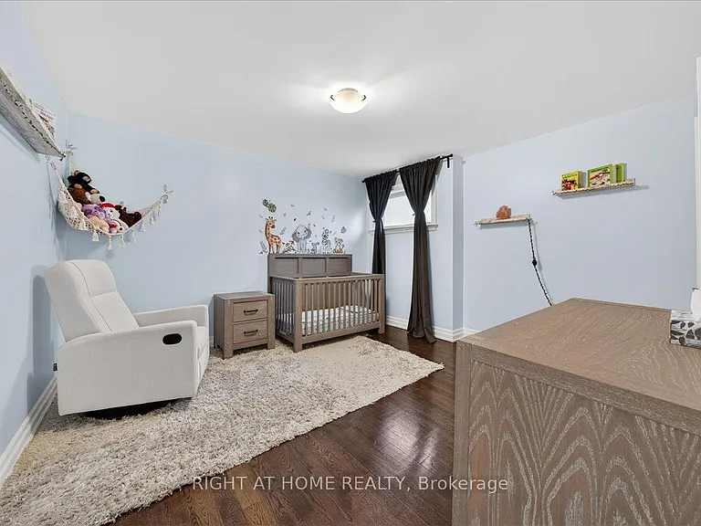91B Evans Ave — Photo 25