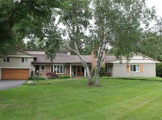 30 Brompton Cir, Buffalo, NY 14221