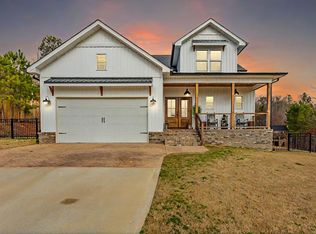 192 Stonegate Pl, Cohutta, GA 30710