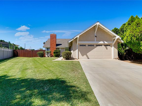 2nd image of 12662 Thomas Ct