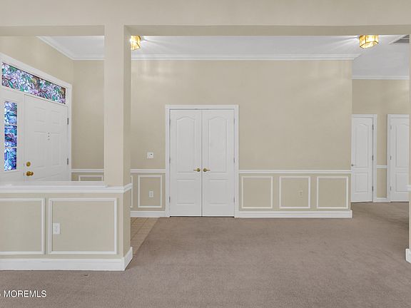 3rd image of 1 Morningside Court
