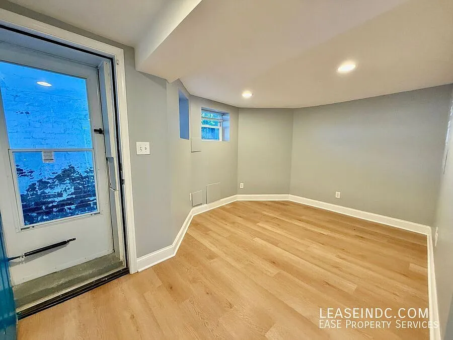1 bed, 750 sqft, $1,800 — Photo 3