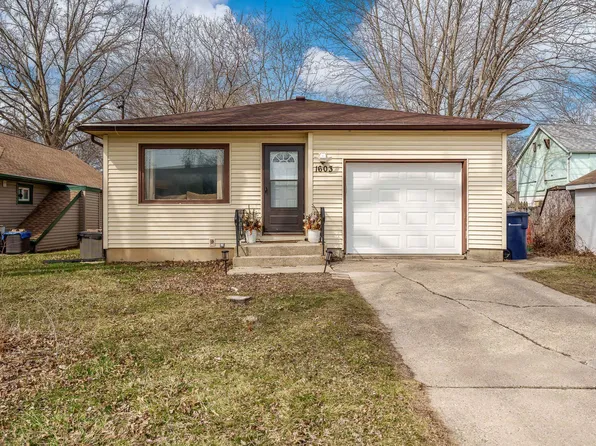 1603 Lowell St, Janesville, WI 53545