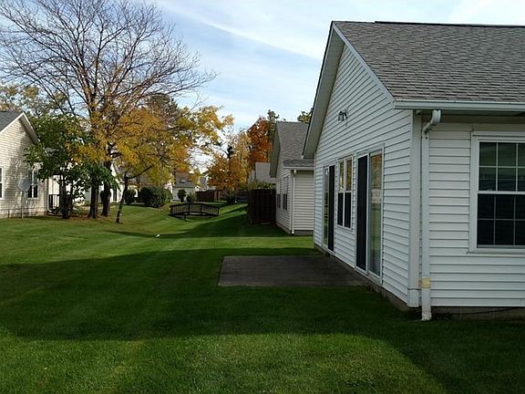 4th image of 8459 Westport Dr #3