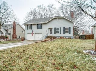 7908 Park St, Lenexa, KS 66215