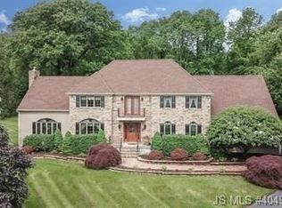 6 Rachel Ct, Hampton, NJ 08827