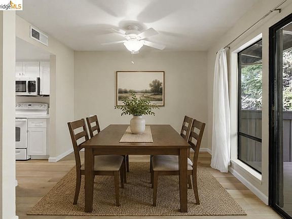 4th image of 2400 Larkspur Ln APT 264