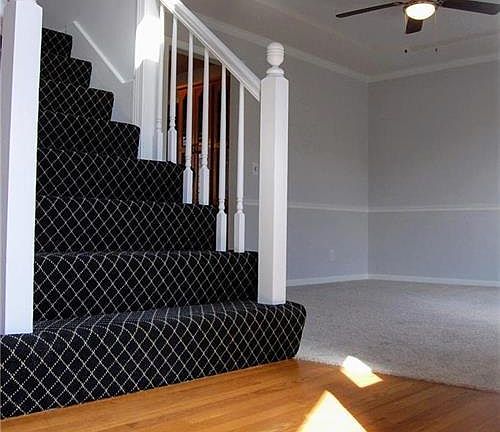 3rd image of 13037 Stearns St