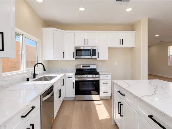 7480 Easingwold Dr, Las Vegas, NV 89113