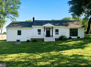 16920 Oliver St, Paeonian Springs, VA 20129