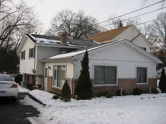 4th image of 9021 Gittins Blvd