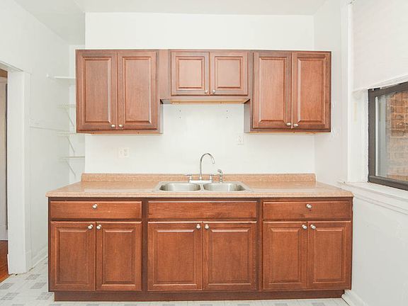 2nd image of 1859 W Berenice Ave #2