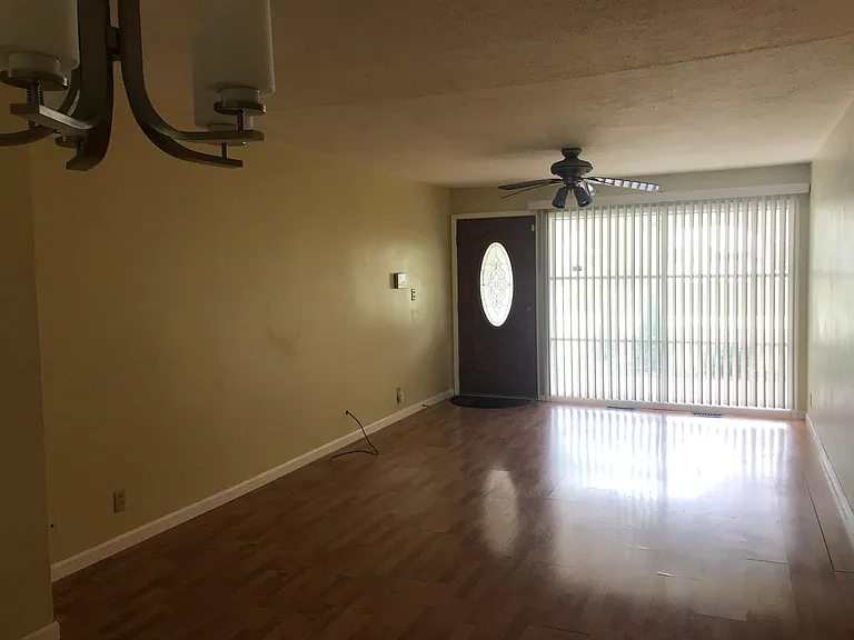 1318 Ranchland Dr — Photo 6