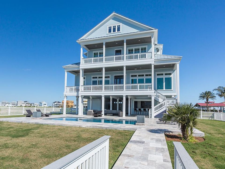 1st image of 20826 E Sunset Bay Dr