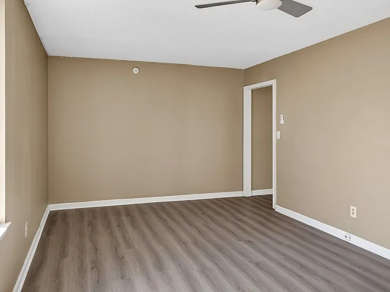 3932 Atlanta Dr — Photo 26