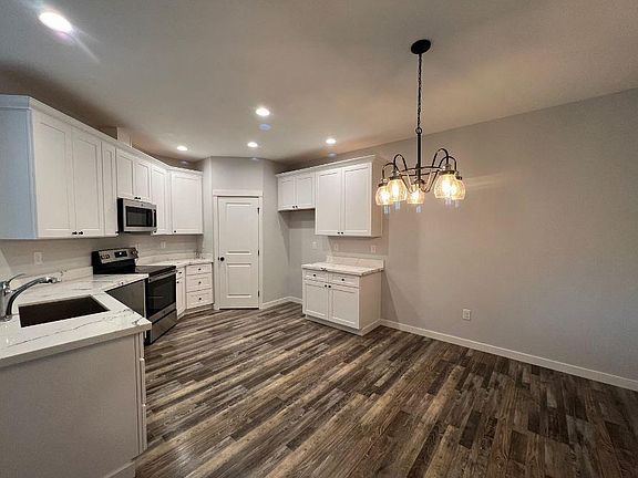 5th image of 799 Point Brown Ave SE #B