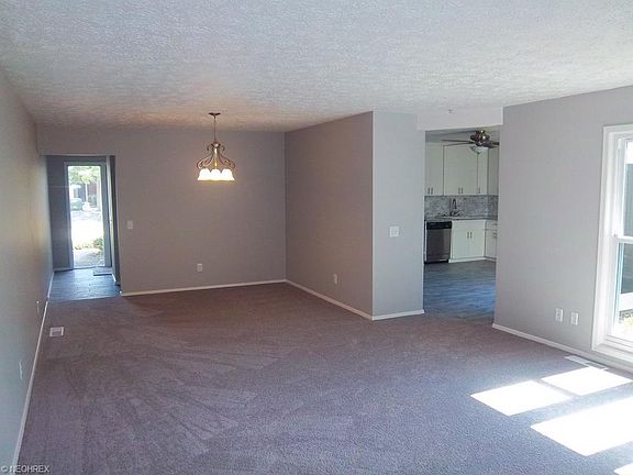 4th image of 11032 Westwind Ct