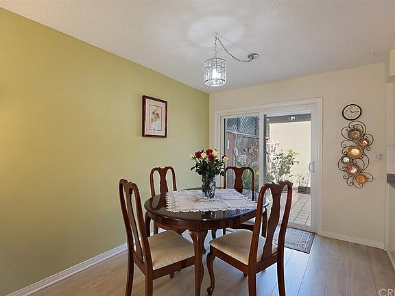 4th image of 11138 Aqua Vista St APT 61