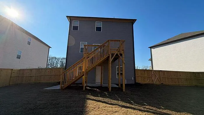 105 Elijah St — Photo 27