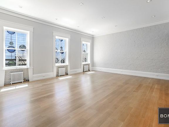 3rd image of 351 W 17th St APT 4B
