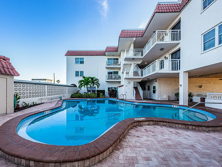 2900 Gulf Blvd #205 — Photo 42