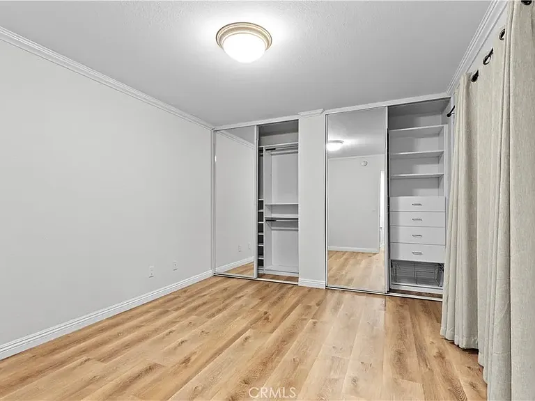 5510 Owensmouth Ave #129 — Photo 9