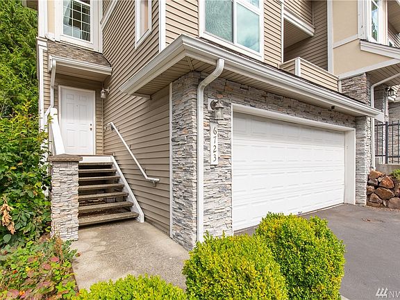 2nd image of 6723 SE Cougar Mountain Way #1