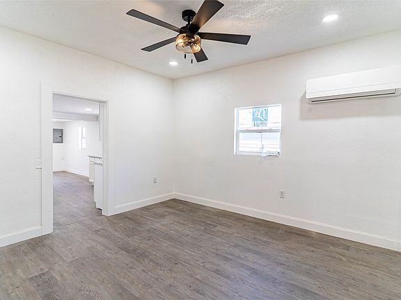 4th image of 508 E 3rd Ave
