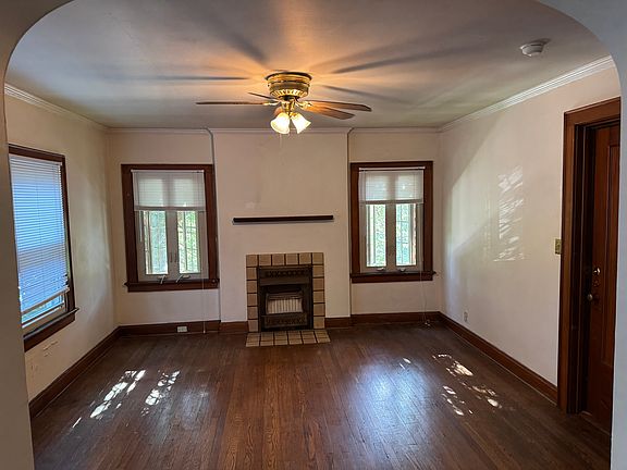4th image of 3262 Indianola Ave APT D