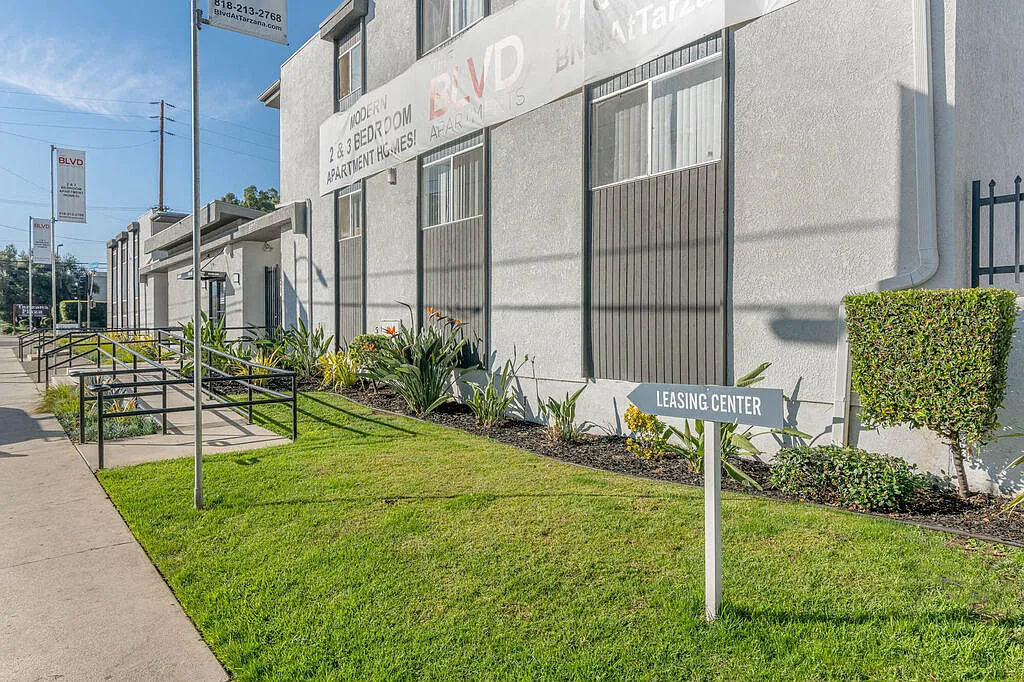The BLVD Apartments — Photo 3