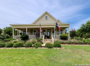 580 Mission Valley Rd, New Braunfels, TX 78132