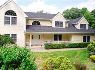 14 Deer Run Ct, North Salem, NY 10560