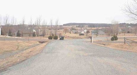 Exterior Neighborhood (street photo)