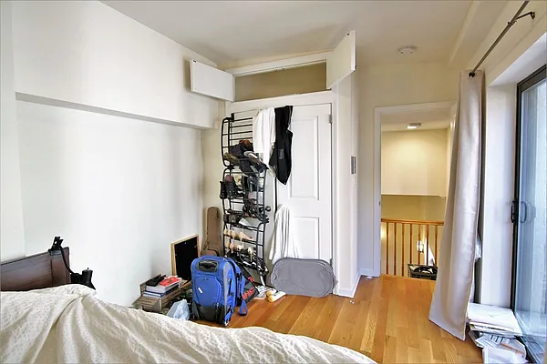 Rented by JK Dansar Corp | media 32