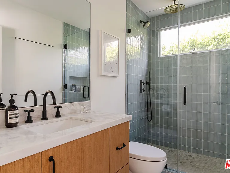 712 San Lorenzo St — Photo 45