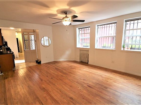 2nd image of 258 W 73rd St APT 1